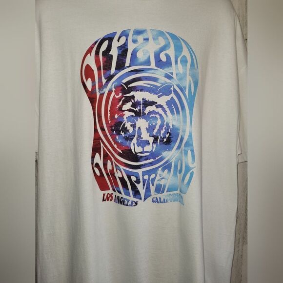 NWOT Grizzly Crew Neck Tee - Picture 2 of 8